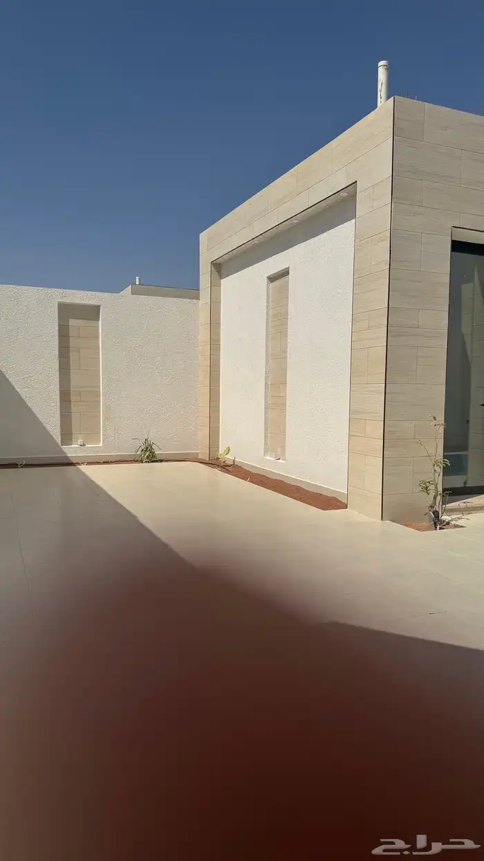 للبيع شاليهات جديده 17