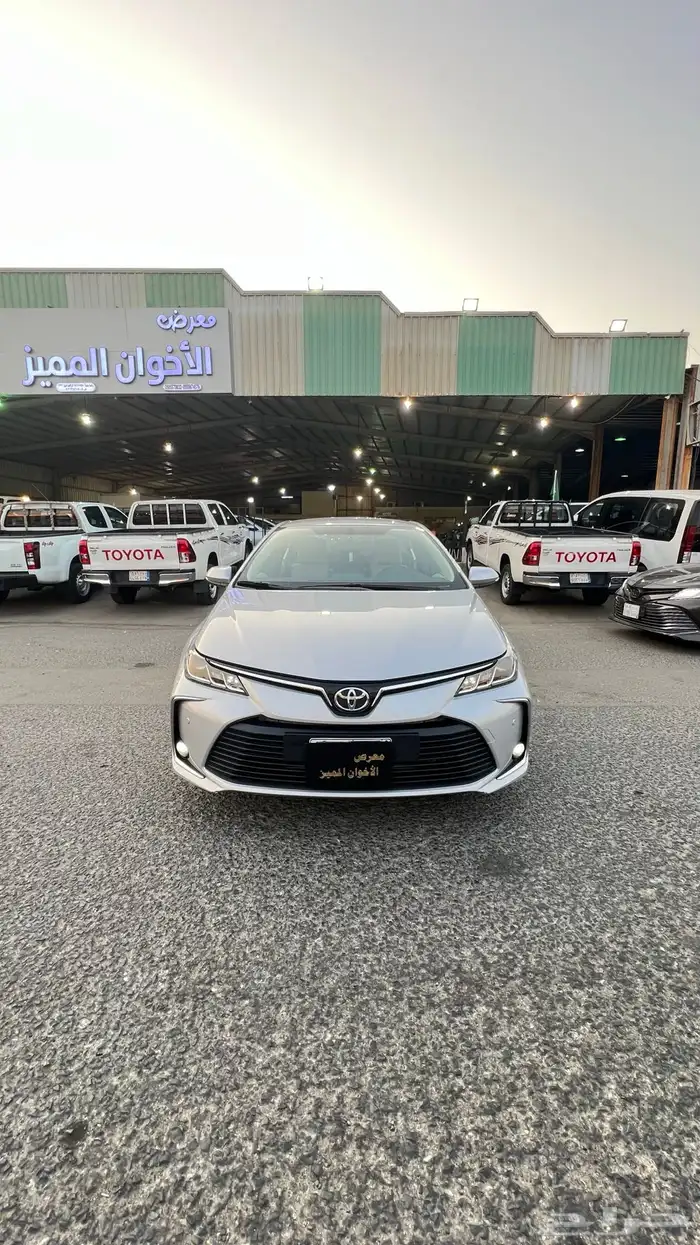 كورولا 2024 نص فل 2.0 بنزين 0
