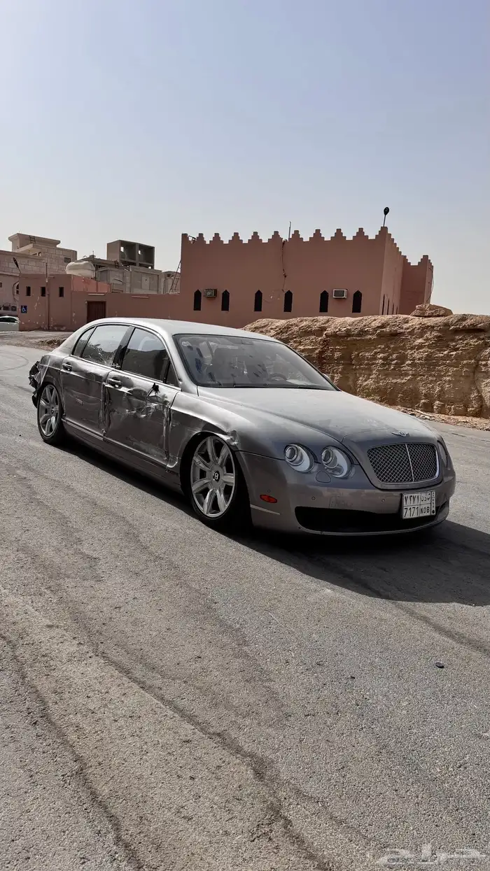 بنتلي Continental Flying Spur 1