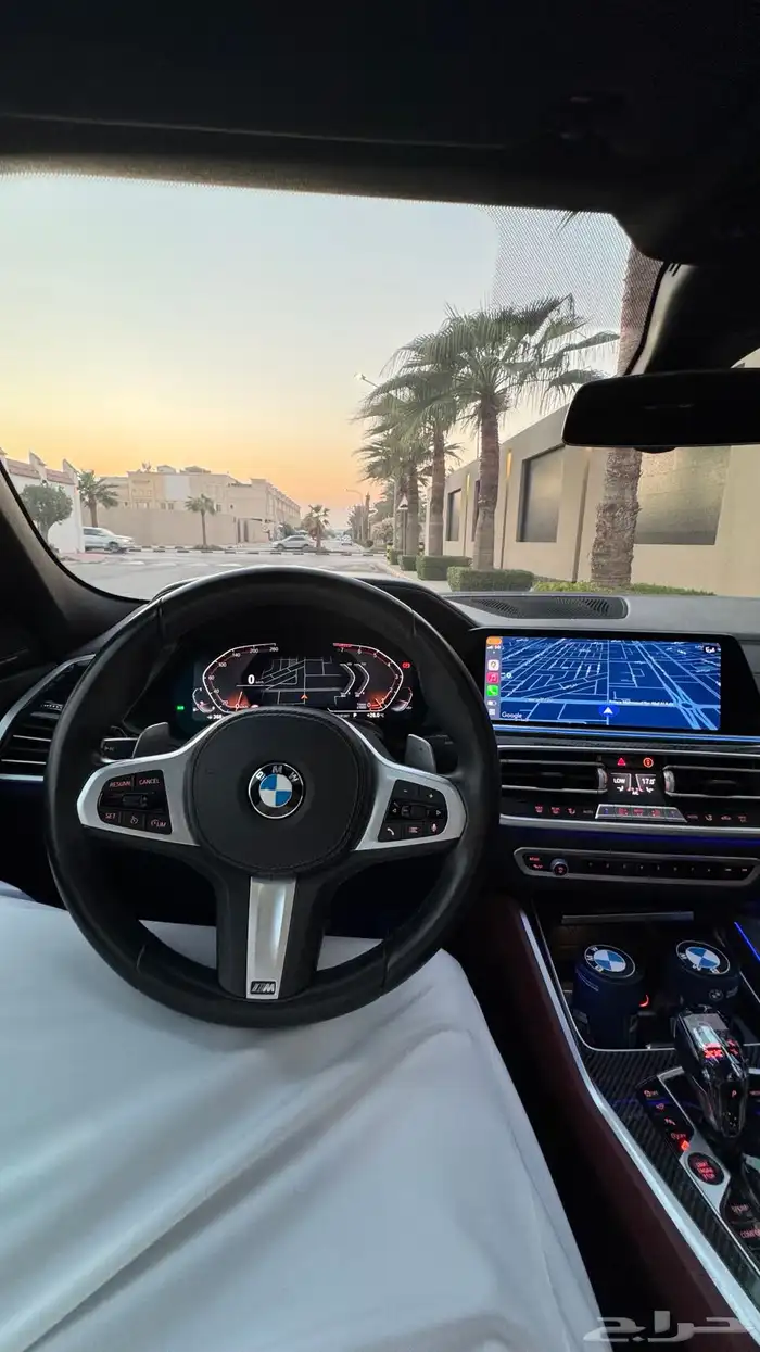 بي ام دبليو X6 شبه وكاله على الضمان وبكج صيانه مجانيه 6