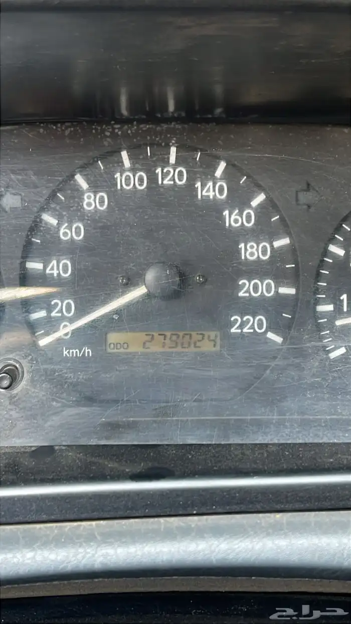 كامري 1999 بقس نضيف مغير راس المكينه وفيه دقات ف البدي 10