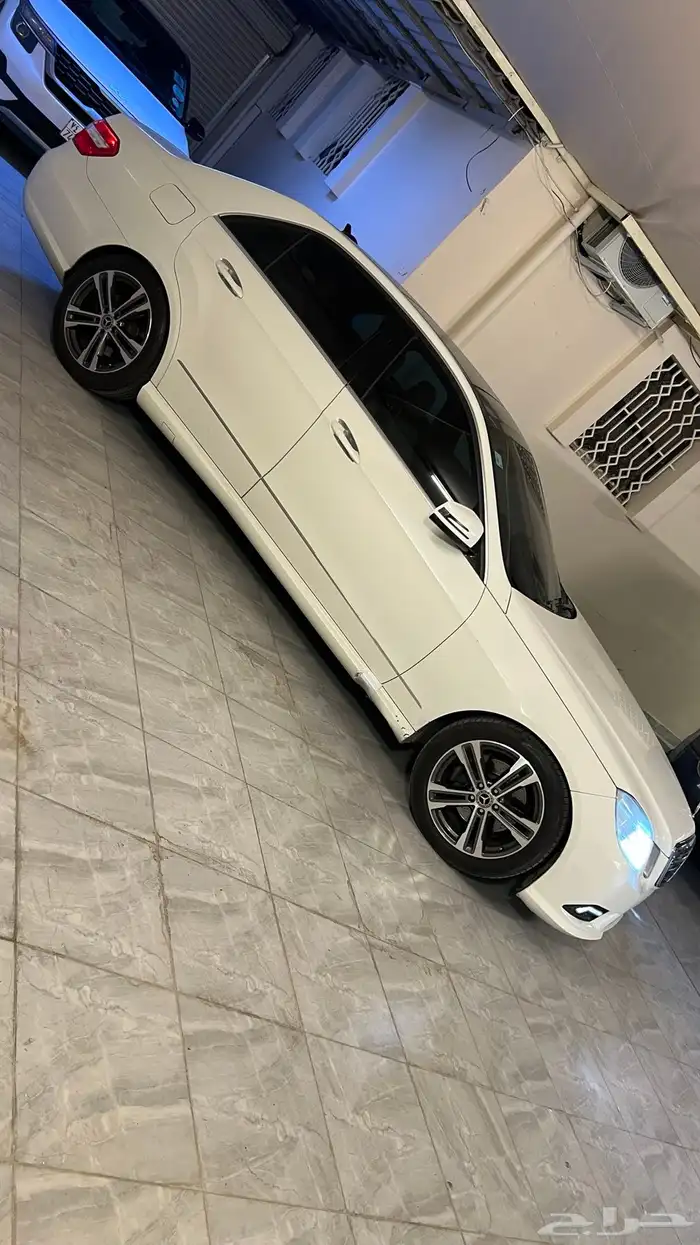 مرسيدس E350 2011 5