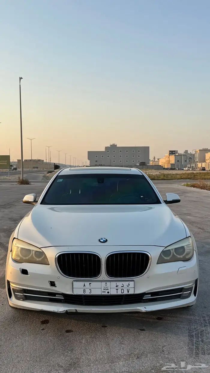 للبيع بي ام دبليو 730i موديل 2014 5