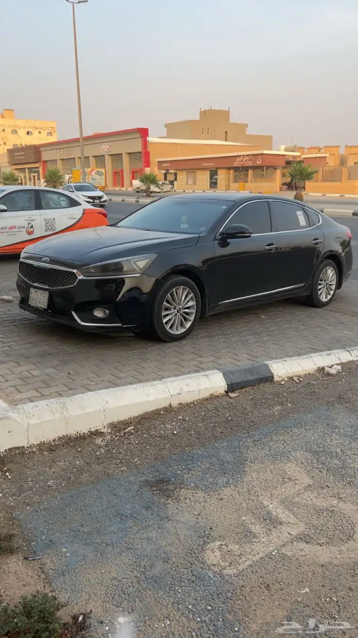 للبيع كادينزا 2017 ستاندر اسود 3