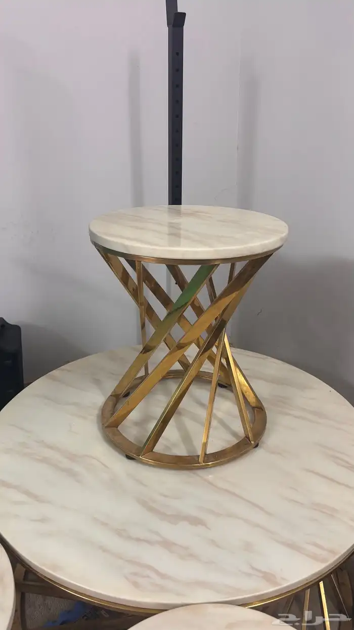 طاولة رخام وحديد من 5 قطع جودة عالية 1