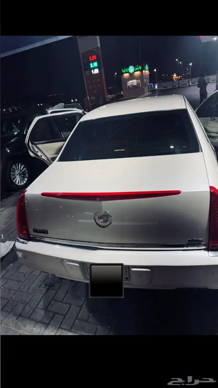 كاديلاك DTS للبيع 0