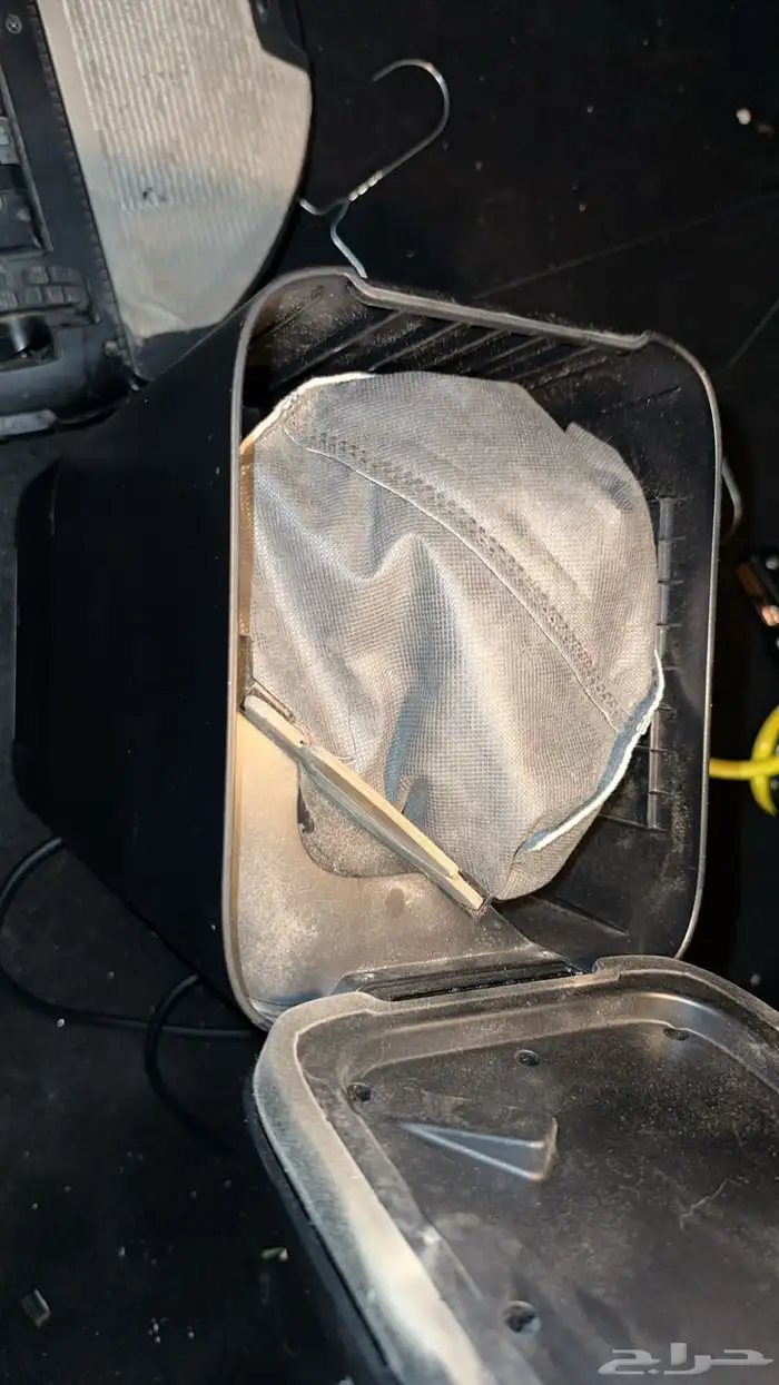 مكنسة كهربائية 3