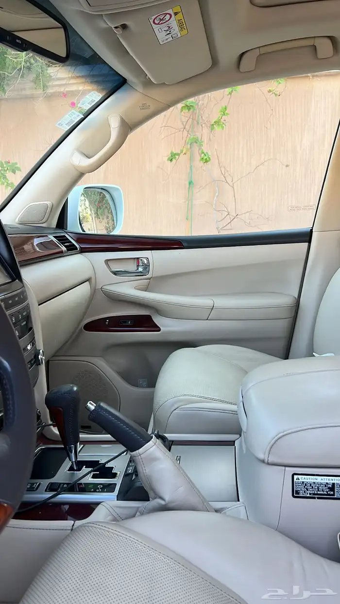 لكزس 2015 DD بريمي 10