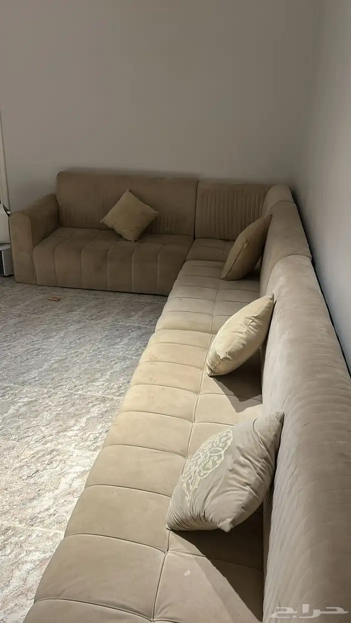 كنب 4 2 اللون بيج 3