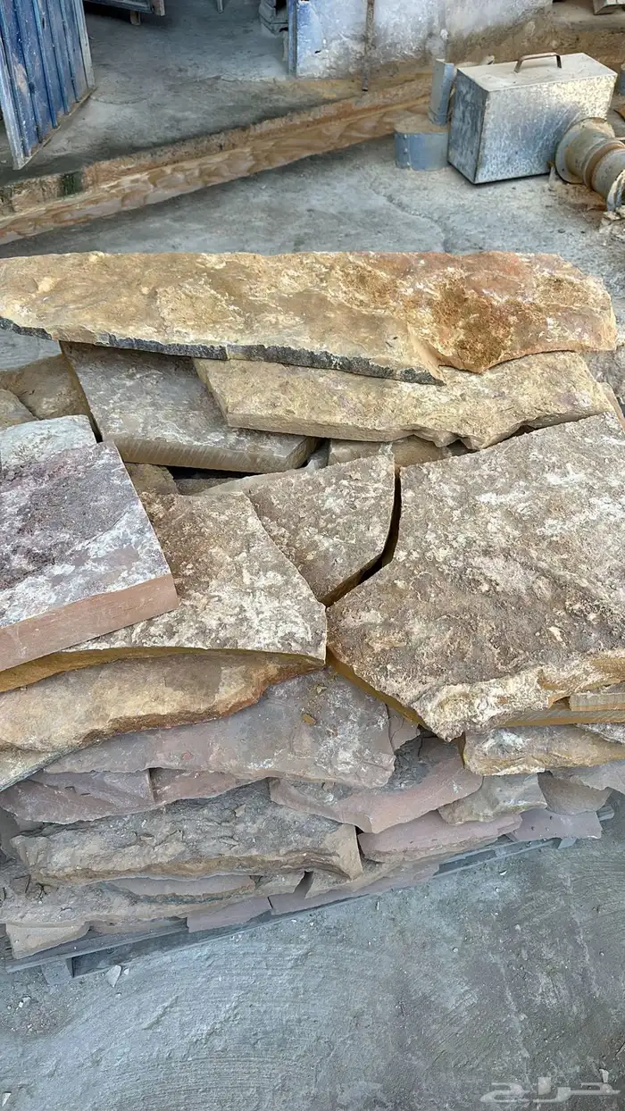 تنفيذ حجر وجه الجبل بأعلى معايير الجودة والجمال 4