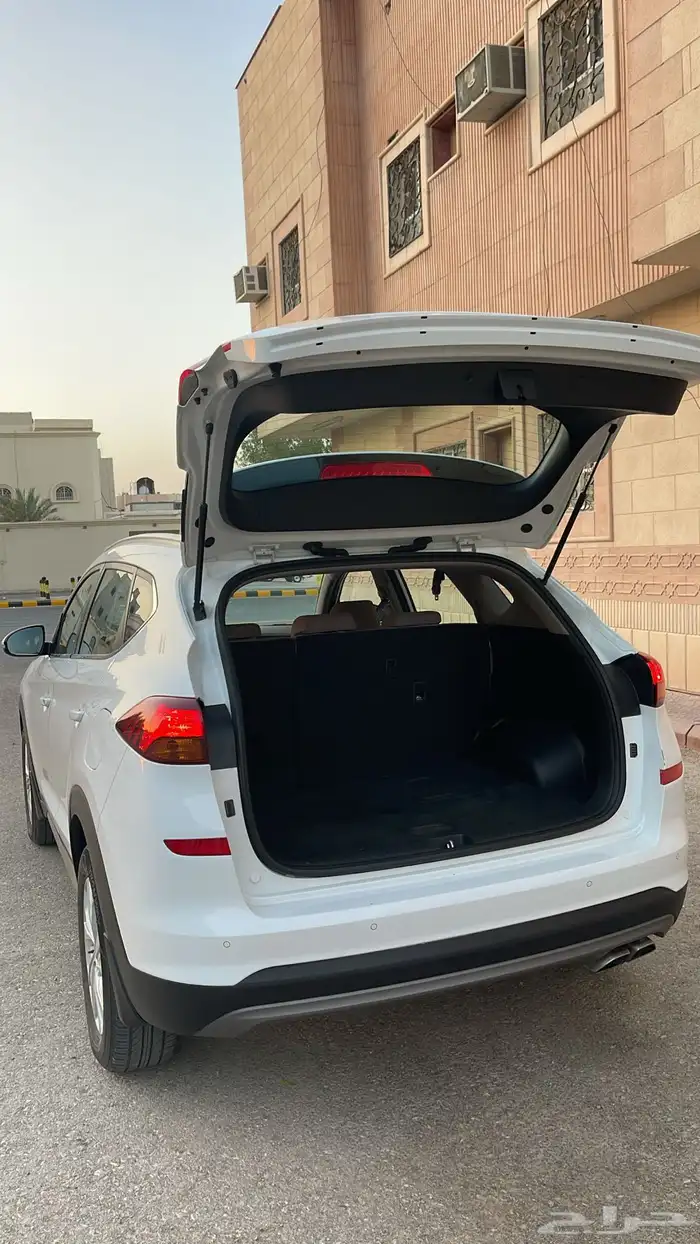 للبيع هواندي توسان الموديل 2020 3