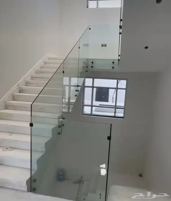 ترابزين درج السلم تفصيل زجاج ترابزين 0
