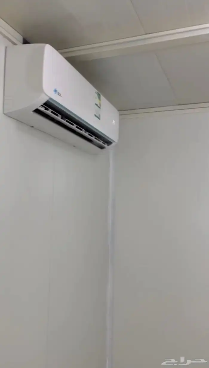 للإيجار ستوديو في فيلا مع سطح 1