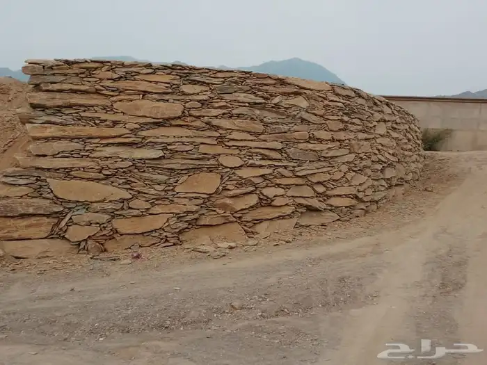 سواق بكلين خبره قديم لبناء الحجر وقص الاراضي 2