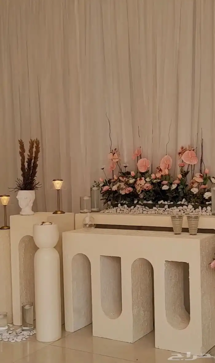 طاولات استقبال طاوله كبيرة اقواس مع 4 فردية و مبخرة 2