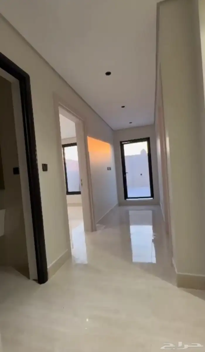للببع شقق دبلكسية 91دال مساحات220متر 740الف. 19