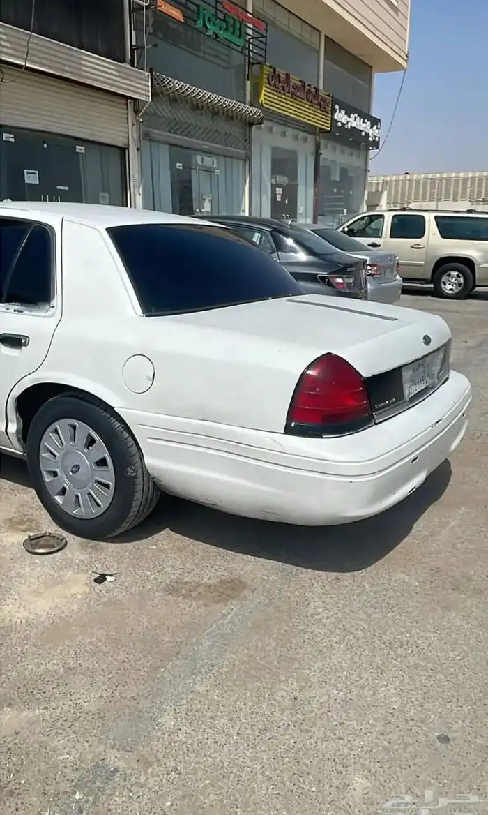 فورد فكتوريا بوليسي2010 اقبل بدل مناسب 5