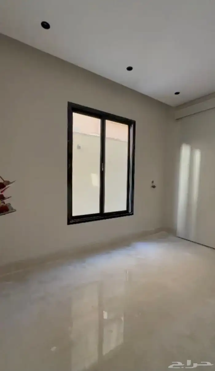 للببع شقق دبلكسية 91دال مساحات220متر 740الف. 3