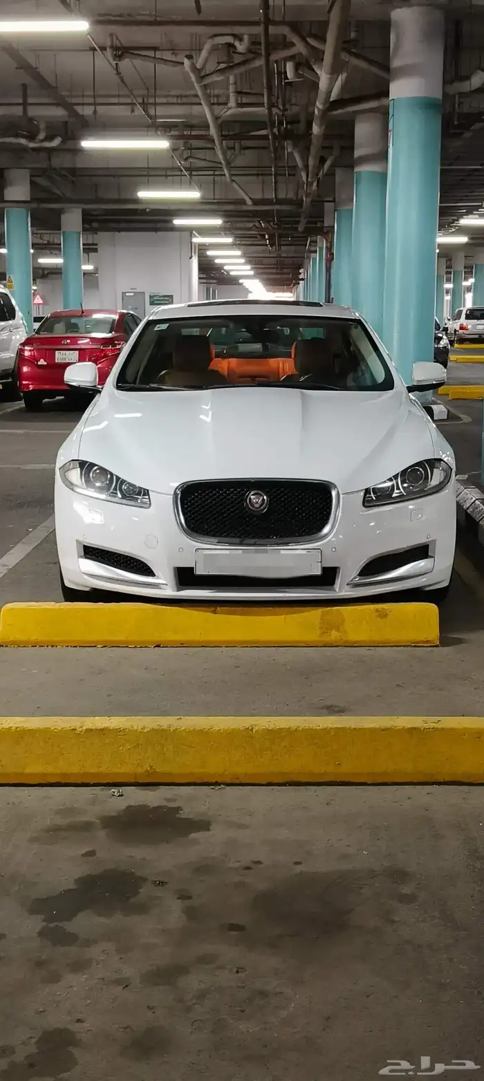 جاكوار XF 2015 0
