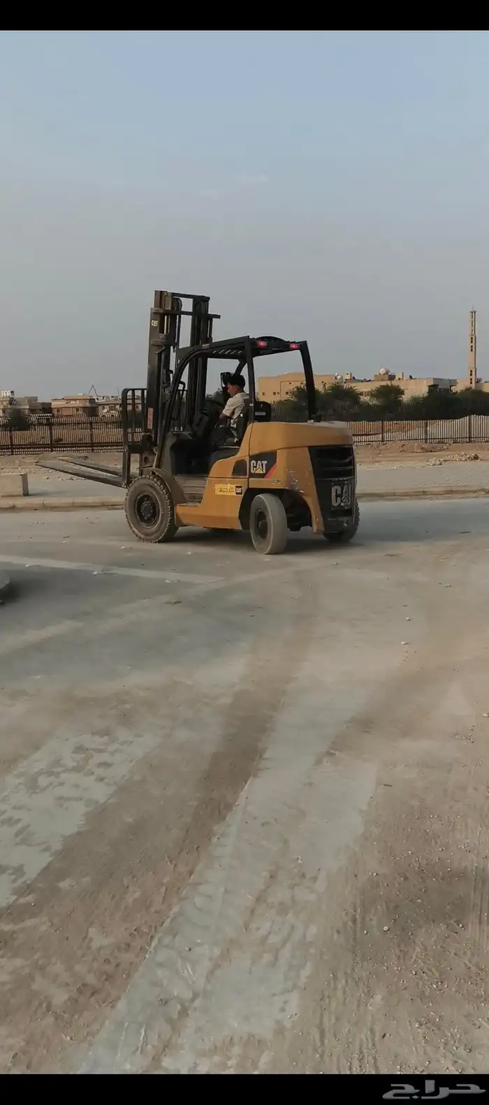 متوفر كرينات رافعه شوكية لايجار 1