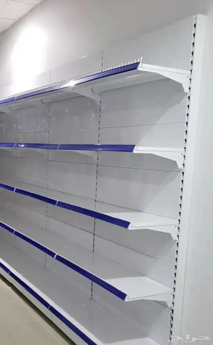 رفوف مكتبه او بقاله في رنيه 2