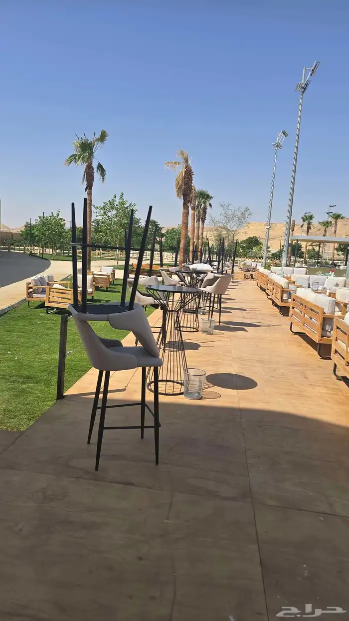 تأجير جميع انواع الكراسي وطاولات داخل الرياض وخارجه 4