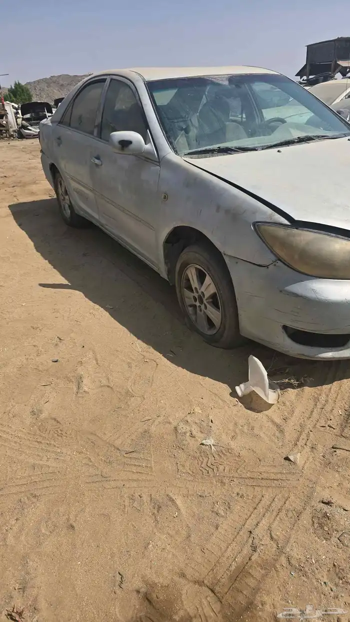 للبيع تشليح قطع غيار كامري 2005 1