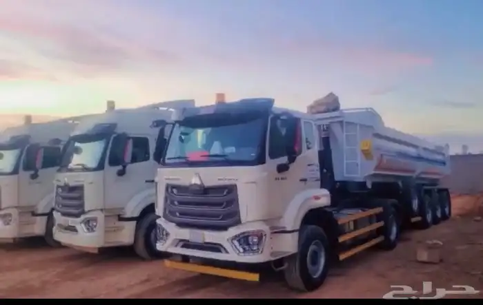 2024 Three Axle Dump Trucks for Rent 0