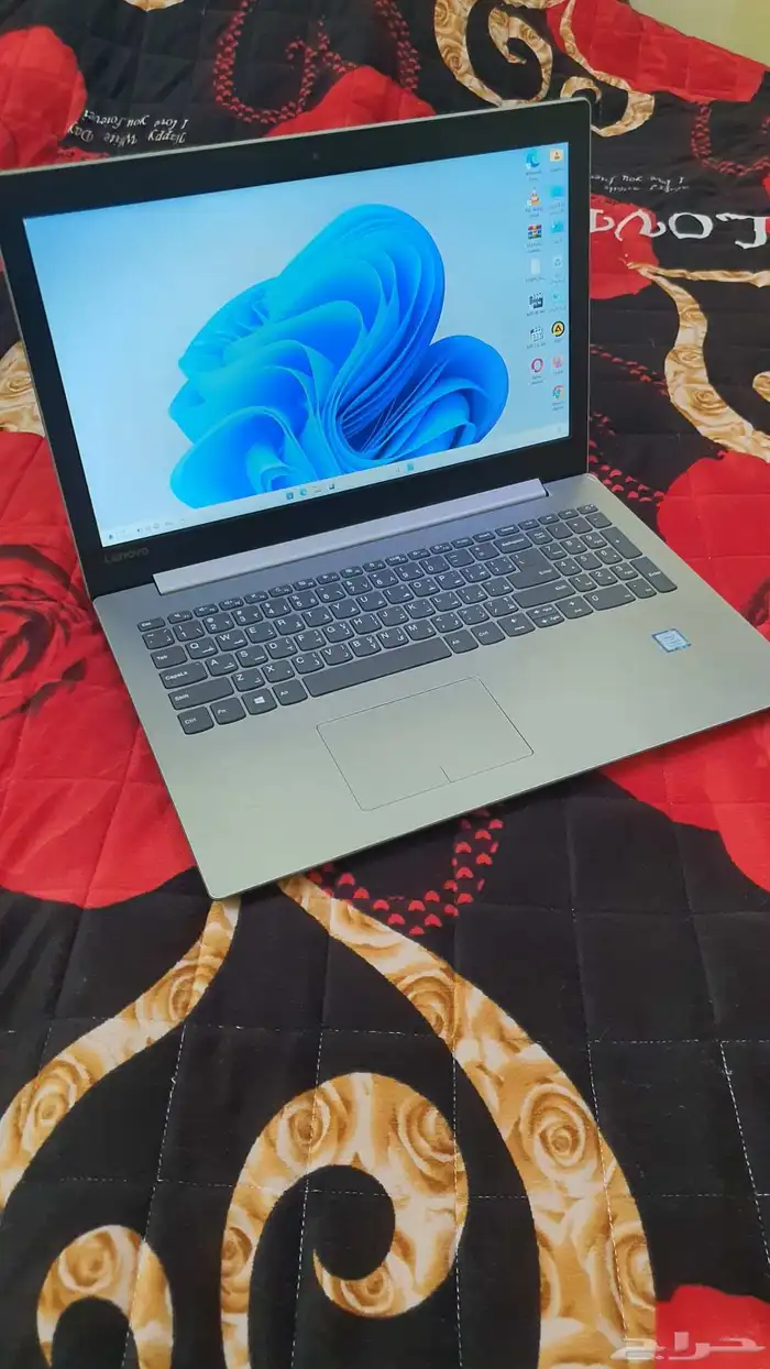 لاب توب لينوفو كور i3 الجيل الثامن نظيف شبه جديد 0