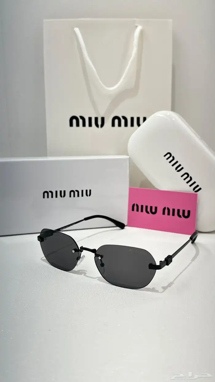 نظارات شمسية رجالي ونسائي ماركة 19