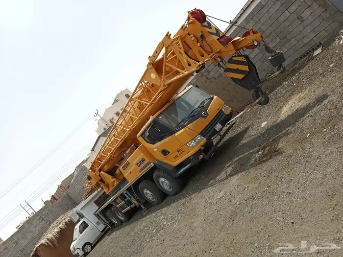 سيزر لفت ومان لفت ورافعات شوكية وكرينات بجميع انواعها 5