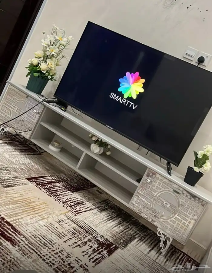 طاوله شاشه وطاوله كنب ارضيه 1