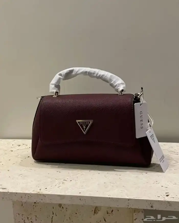 شنطة براند Guess عنابي 0