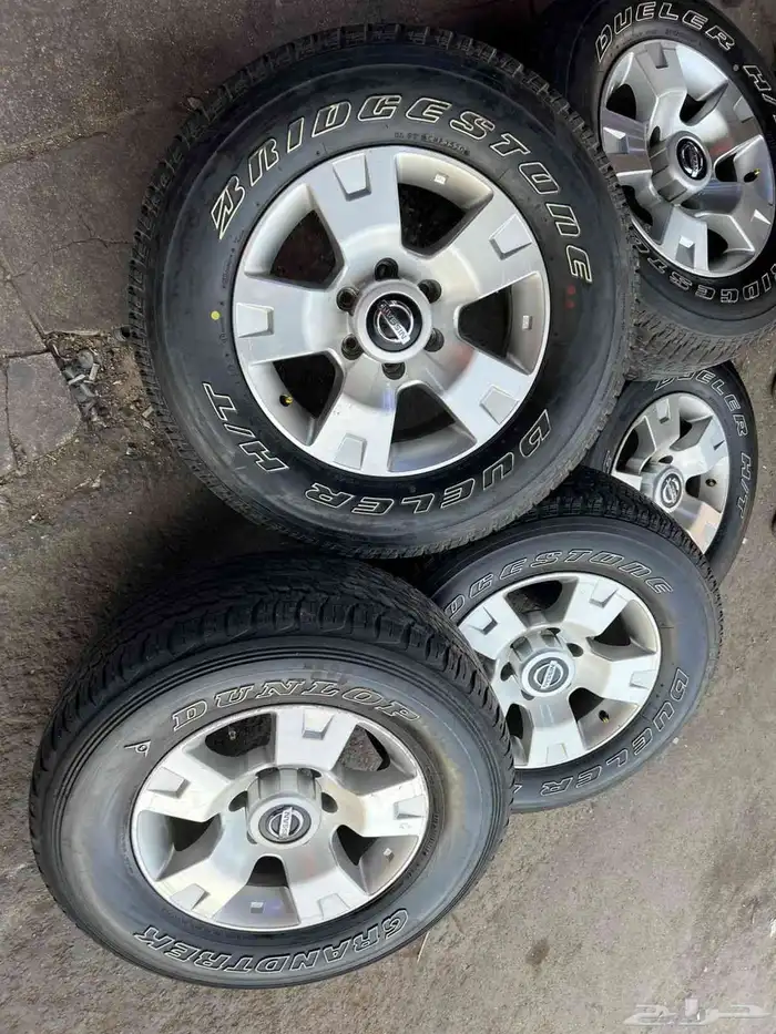 جنوط فتك مقاس 17 مع كفرات برجستون مقاس 275.65.17 وكاله 12