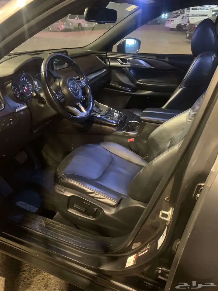 Mazda CX9 2018 Full option 1