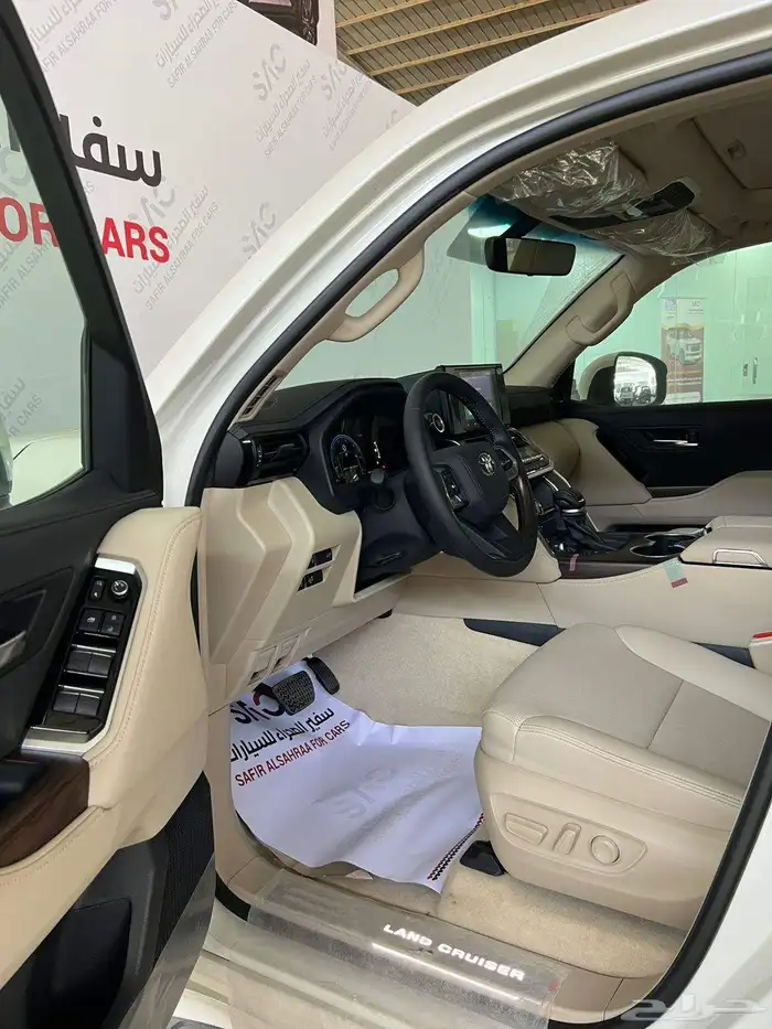تويوتا لاندكروزر GXR -L4 - 2025 3
