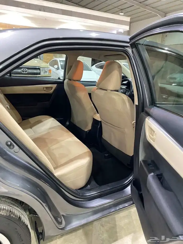 للبيع كورلا 2015 12