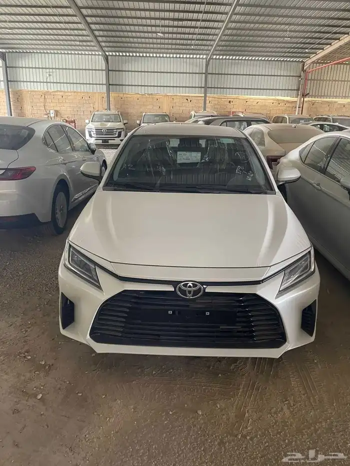تويوتا يارس Y 2026 - أبيض لؤلؤي 0