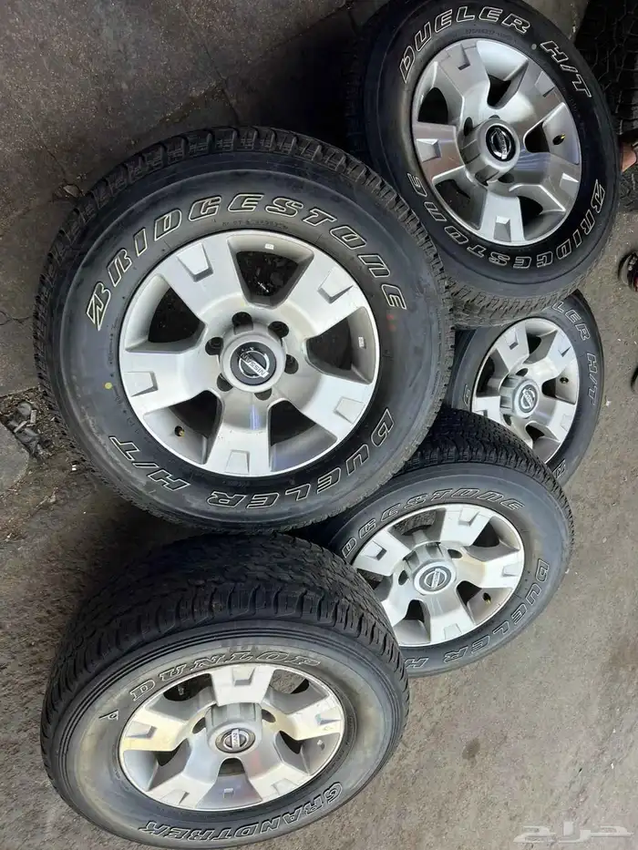 جنوط فتك مقاس 17 مع كفرات برجستون مقاس 275.65.17 وكاله 6