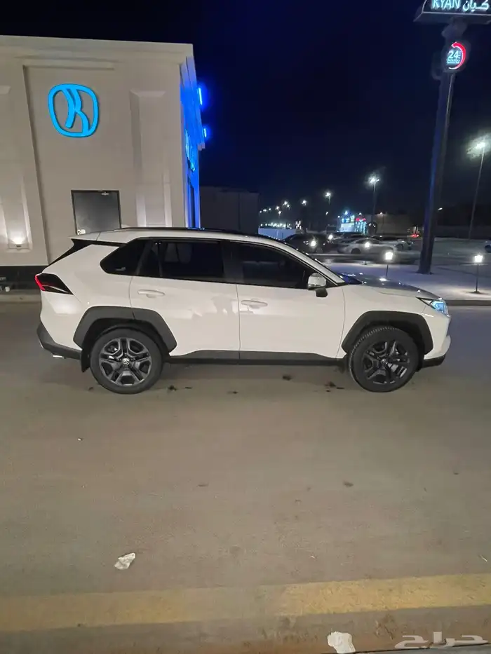 راف فور 2024 فل كامل للبيع RAV4 0