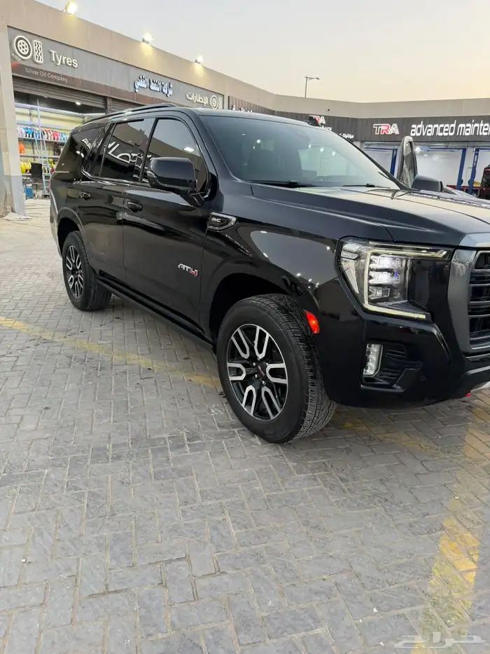 للبيع يوكن AT4 2022اسود 9