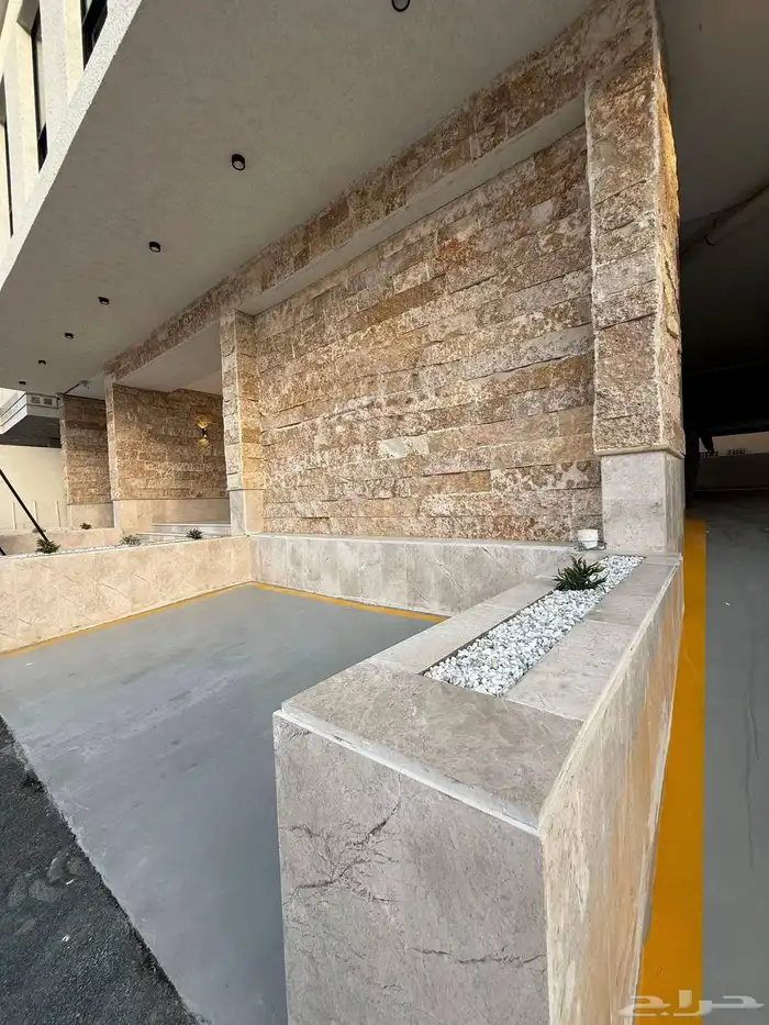 تنفيذ حجر وجه الجبل بأعلى معايير الجودة والجمال 6