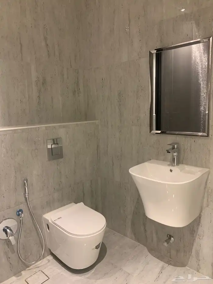 فيلا للإيجار بحي النرجس 4