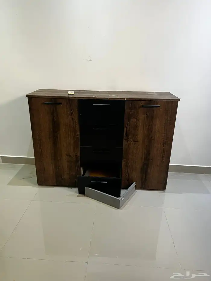 complete furniture in a very good state 16