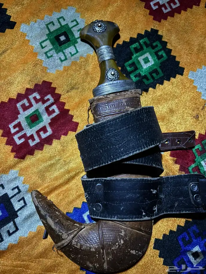 جنبية قديمه للبيع 2