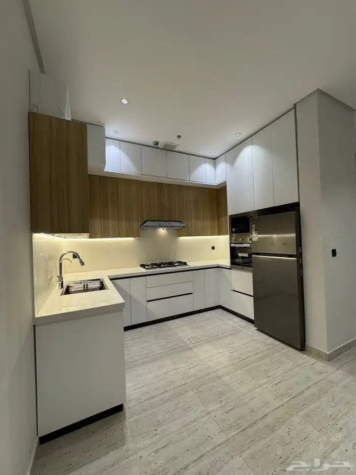 للإيجار شقة جديدة شمال الرياض بالمطبخ وكامل الأجهزة 7