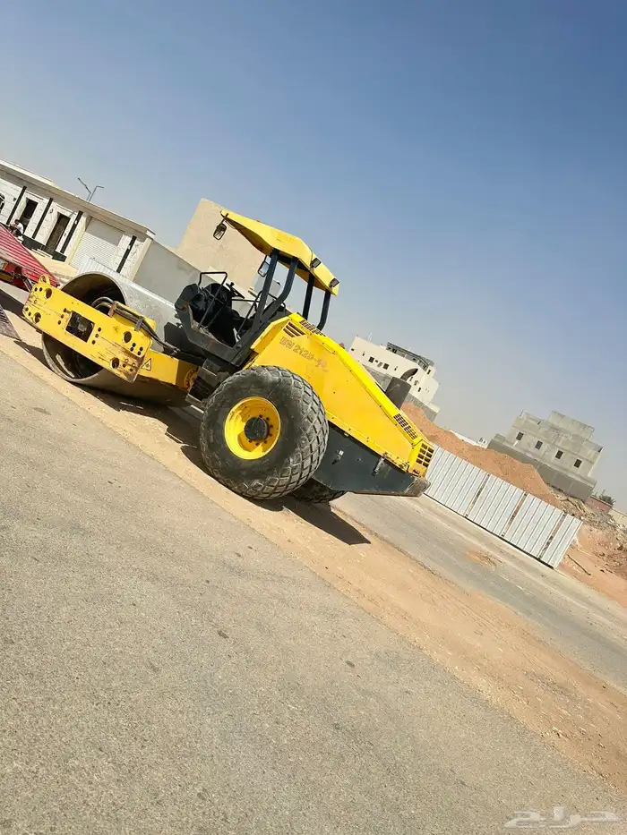 تأجير رافعة مانلفت جي سي بي سيزرلفت تليهندر 4