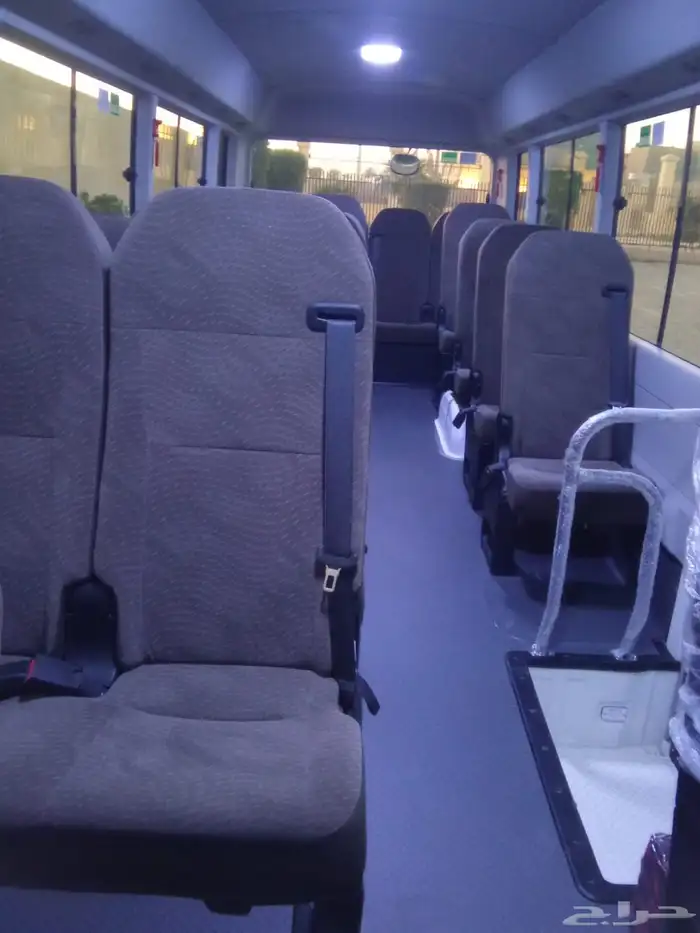 Bus for rent30 22 Seaterباصات للايجار 30 22 راكب 4