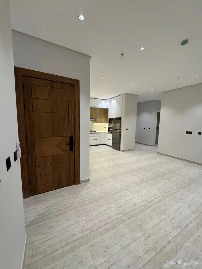 للإيجار شقة جديدة شمال الرياض بالمطبخ وكامل الأجهزة 8