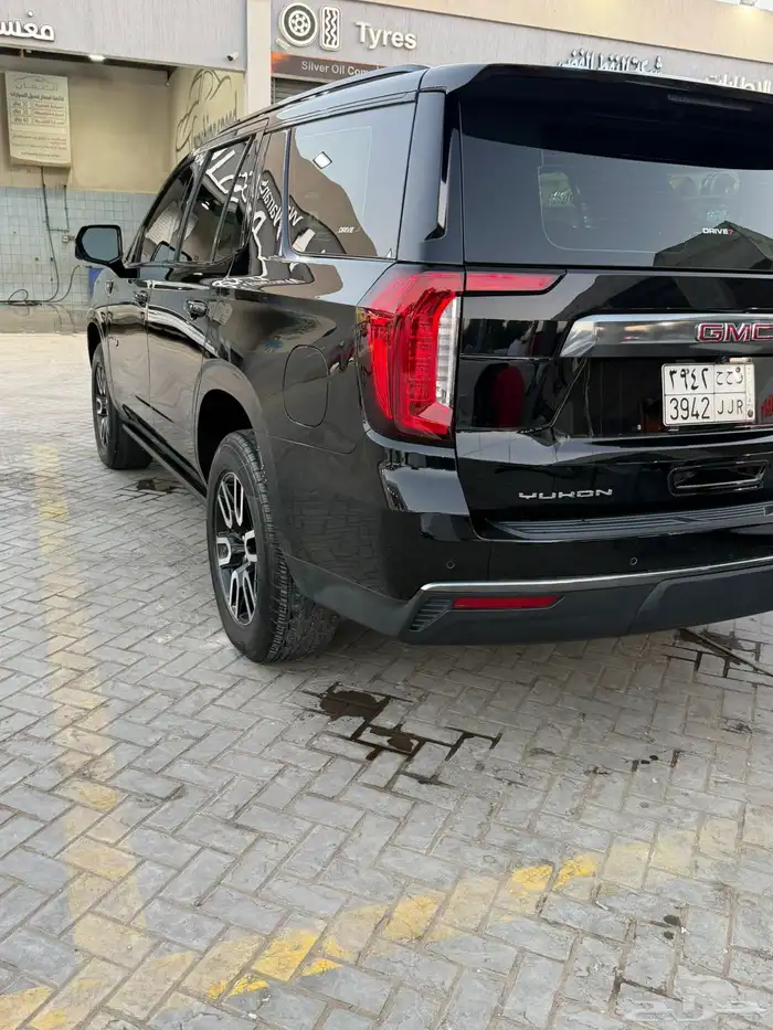للبيع يوكن AT4 2022اسود 3
